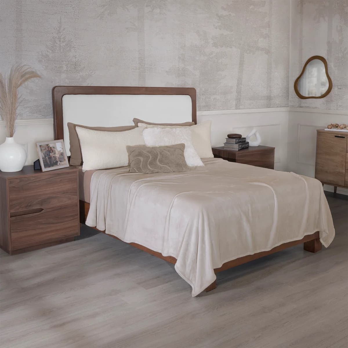 Cobertor Ligero AVELLANA, textura muy suave y calientita 4